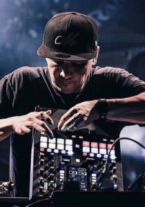 Mix Master Mike — hip-hop artist profile photo