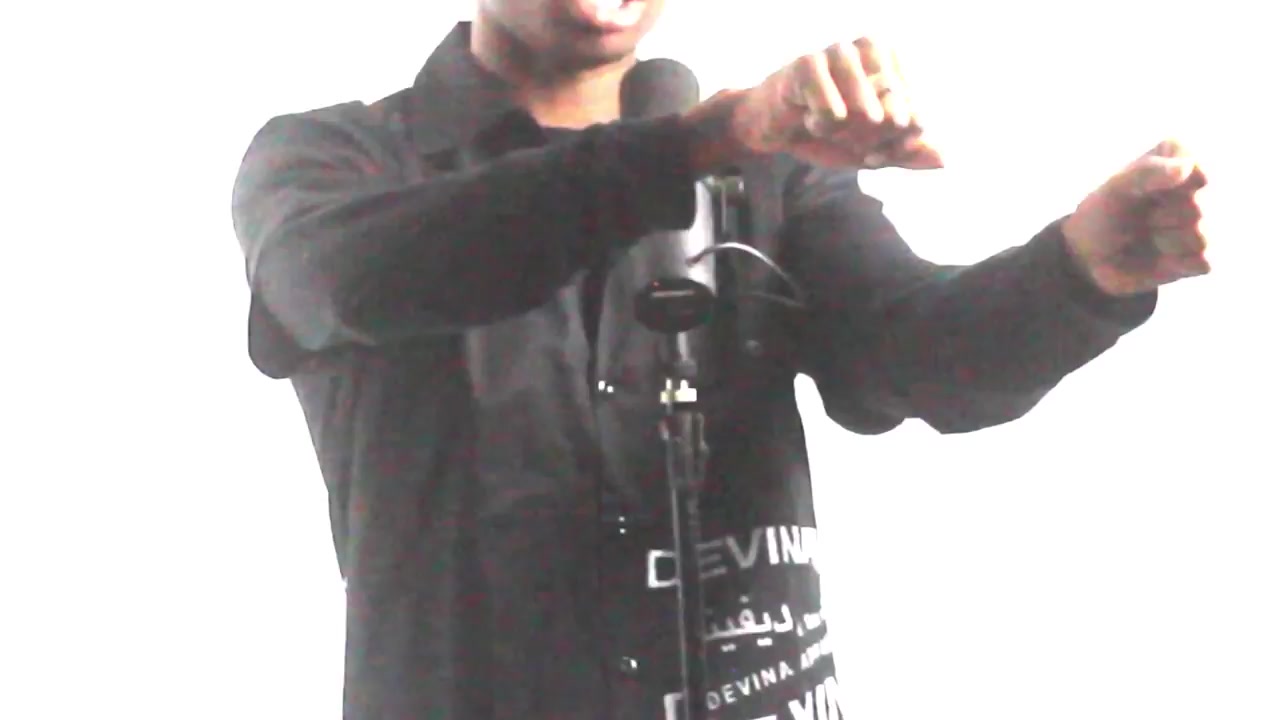 E.K.E. - Prada (Official Live Performance)
