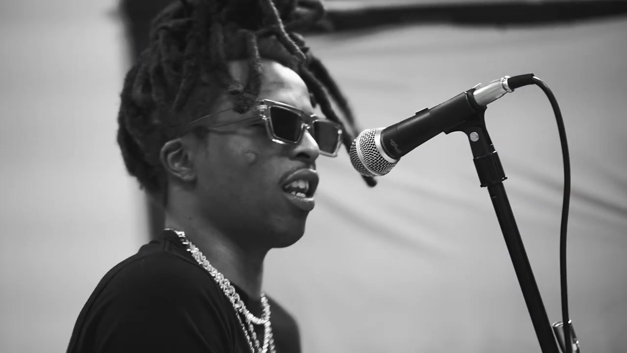 Don't Play With it Remix (Official Video)