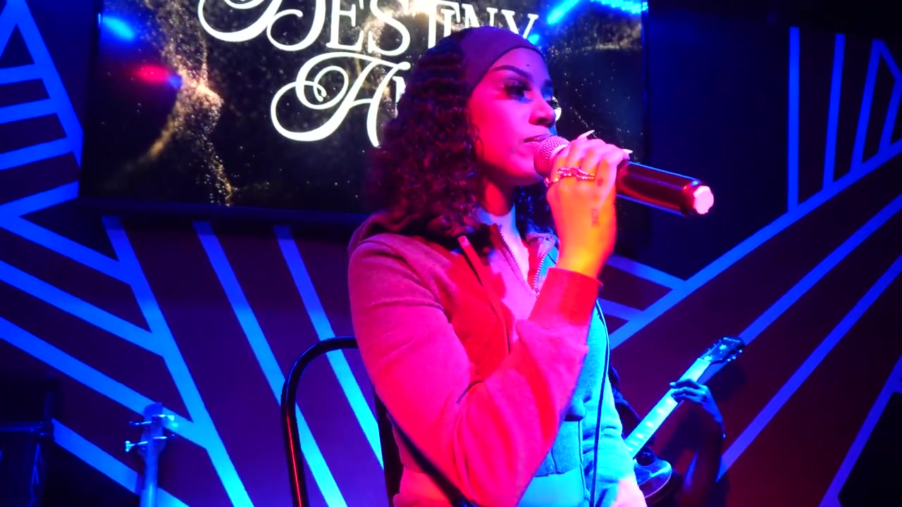 Destiny Amber | Frequency Labs Live Performance | Mr.Probz Waves Cover