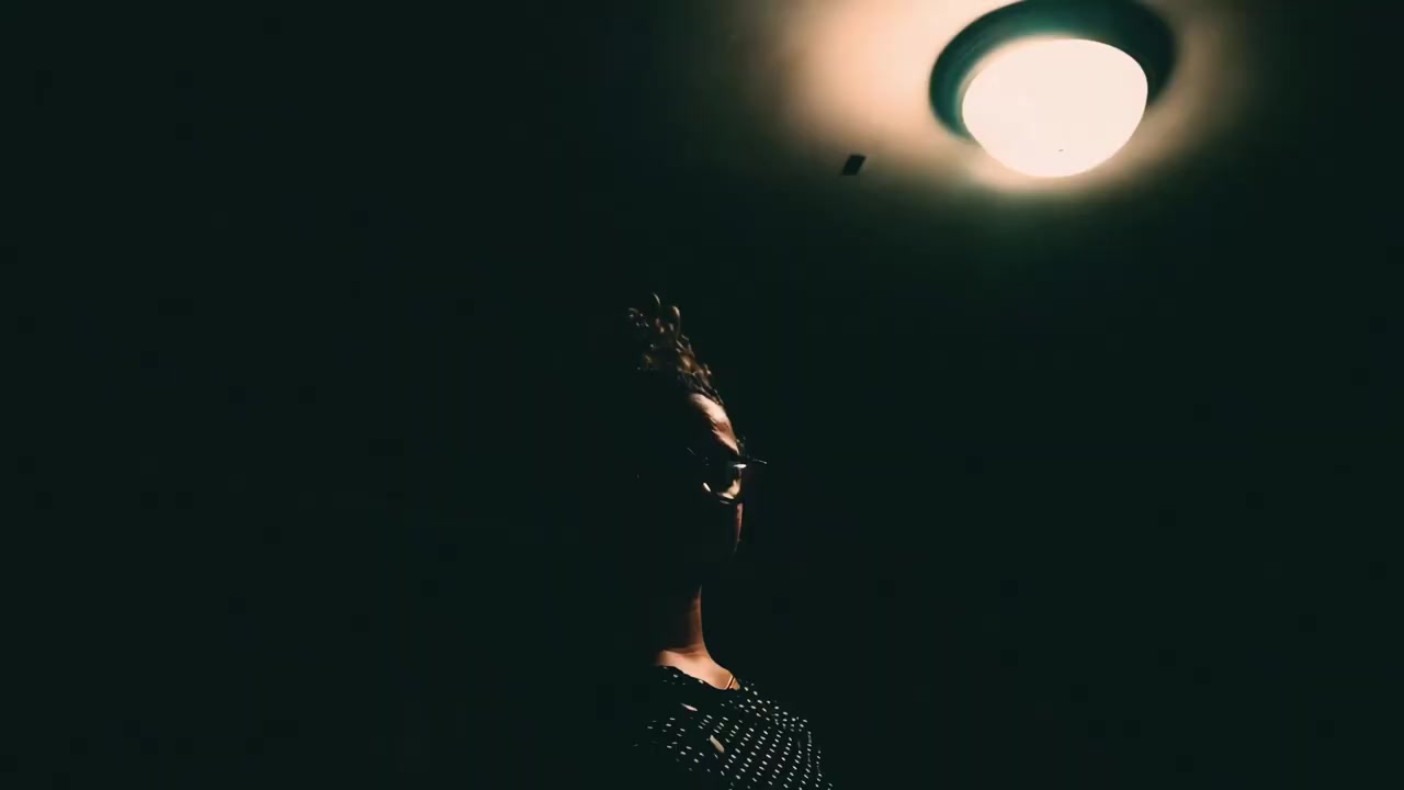 Alyssa - Reflection (Official Video)
