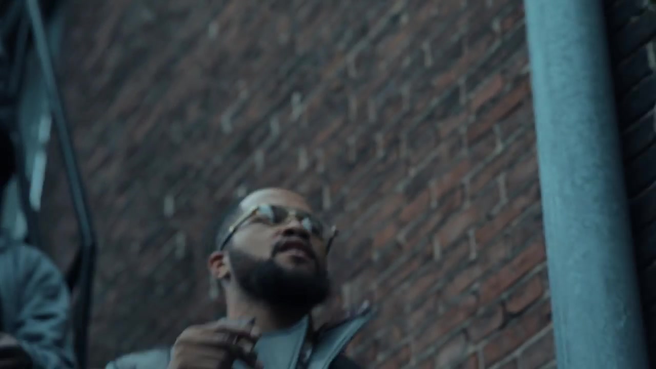 VsFriz - Start My Day (Official Music Video)