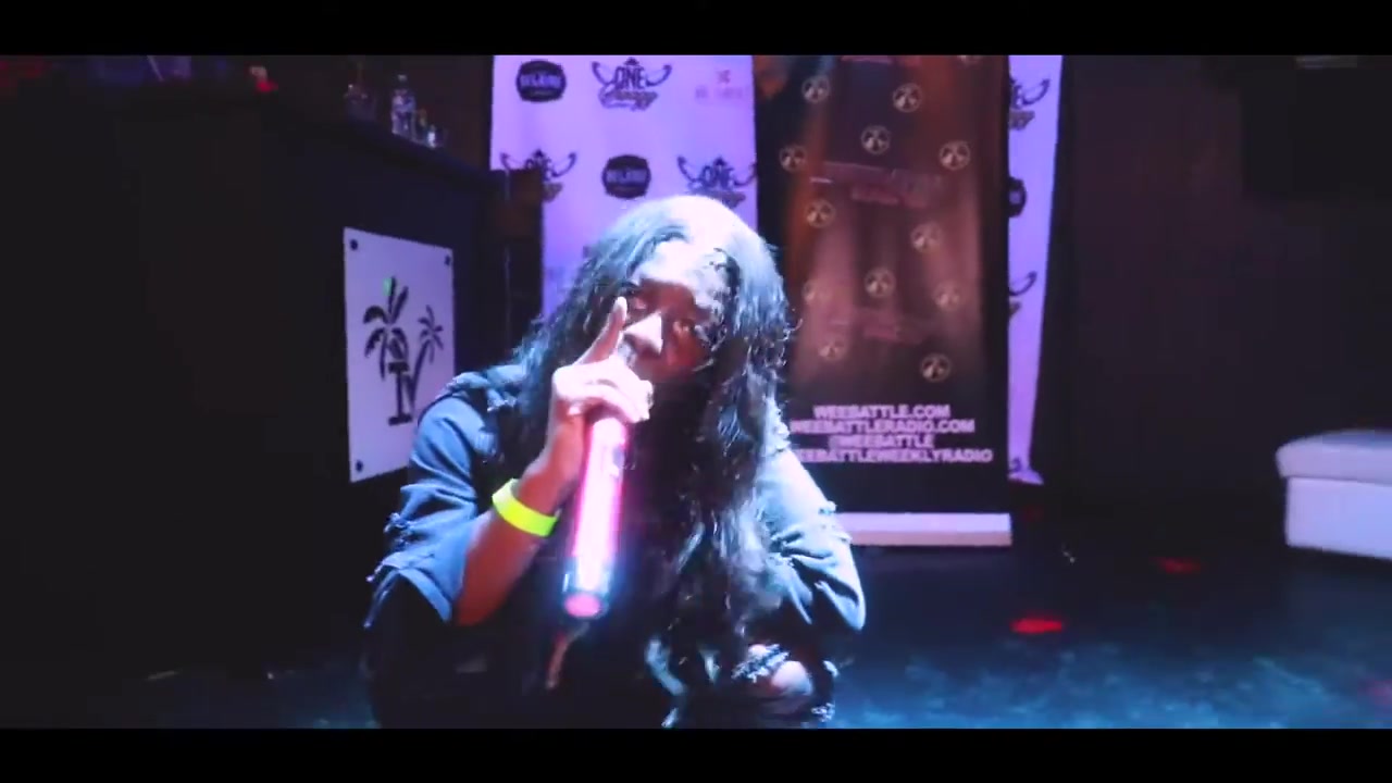 Dessie - SILENCE (OFFICIAL MUSIC VIDEO FULL)